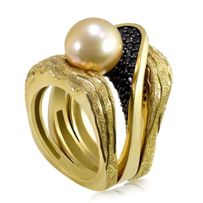 Gold Trinity Ring With Akoya Pearl & Diamonds