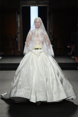 “Princess Grace” Wedding Dress