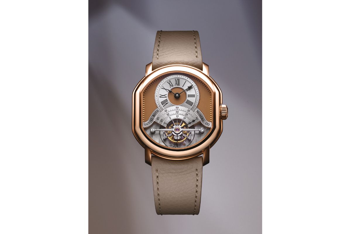 Daniel Roth Unveils Its New Tourbillon Rose Gold