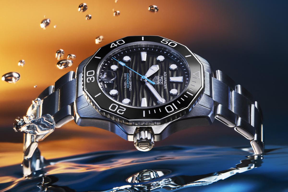 Tag Heuer Aquaracer Professional 300 Date & GMT