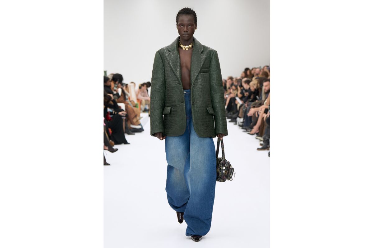 Acne Studios Presents Its New Spring/Summer 2025 Womenswear Collection