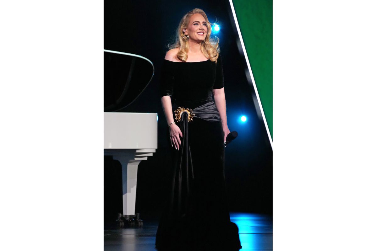 Adele In Custom Schiaparelli Haute Couture At Opening Night Of Las Vegas Residency