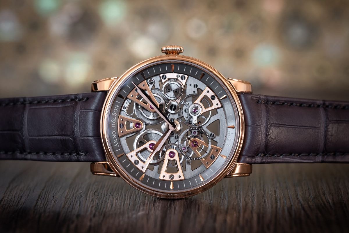 Arnold & Son Presents Its New Watches: Nebula 41.5 Gold & Nebula 38 Gold