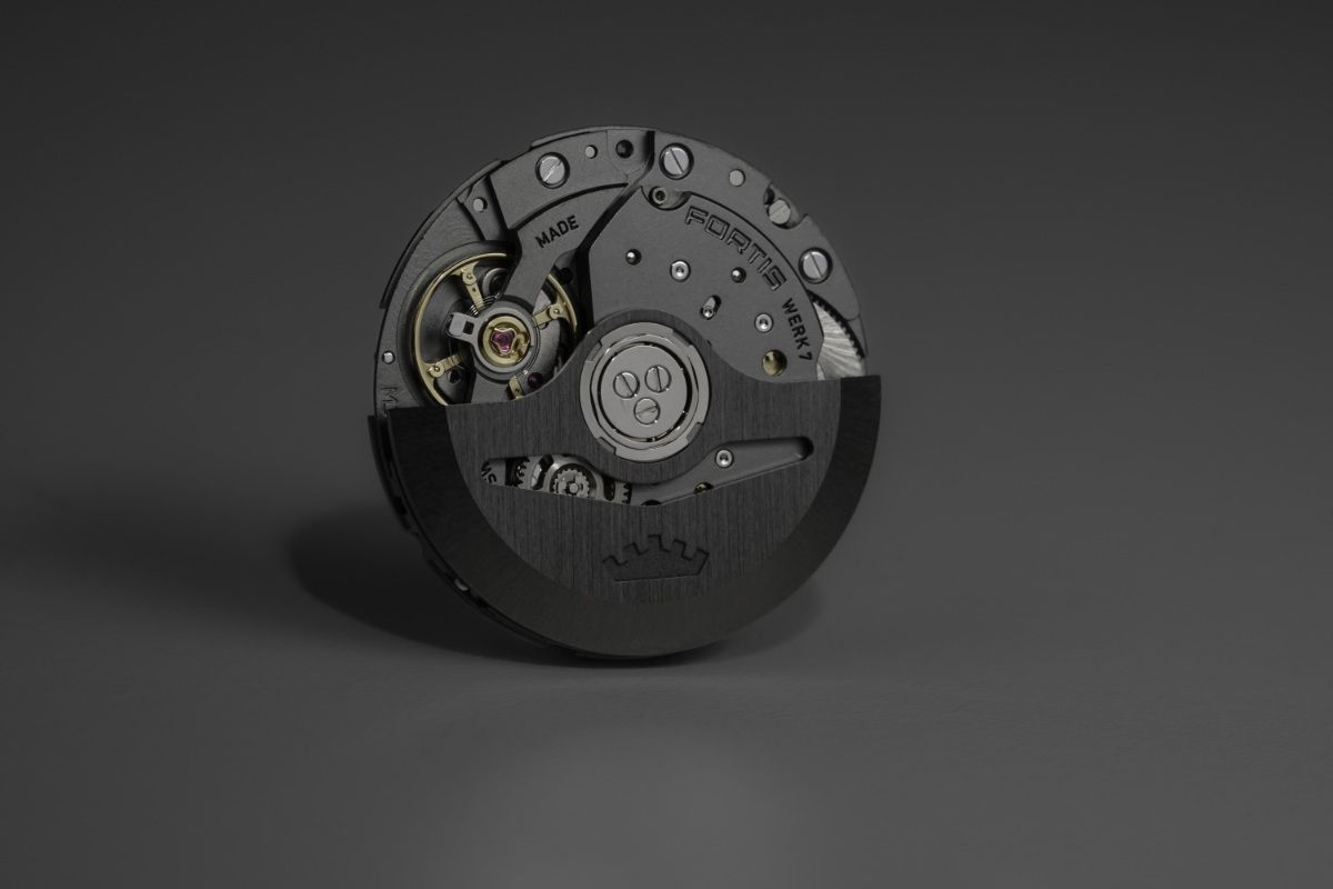 Fortis Introduces Its New Manufacture Calibre Werk 7