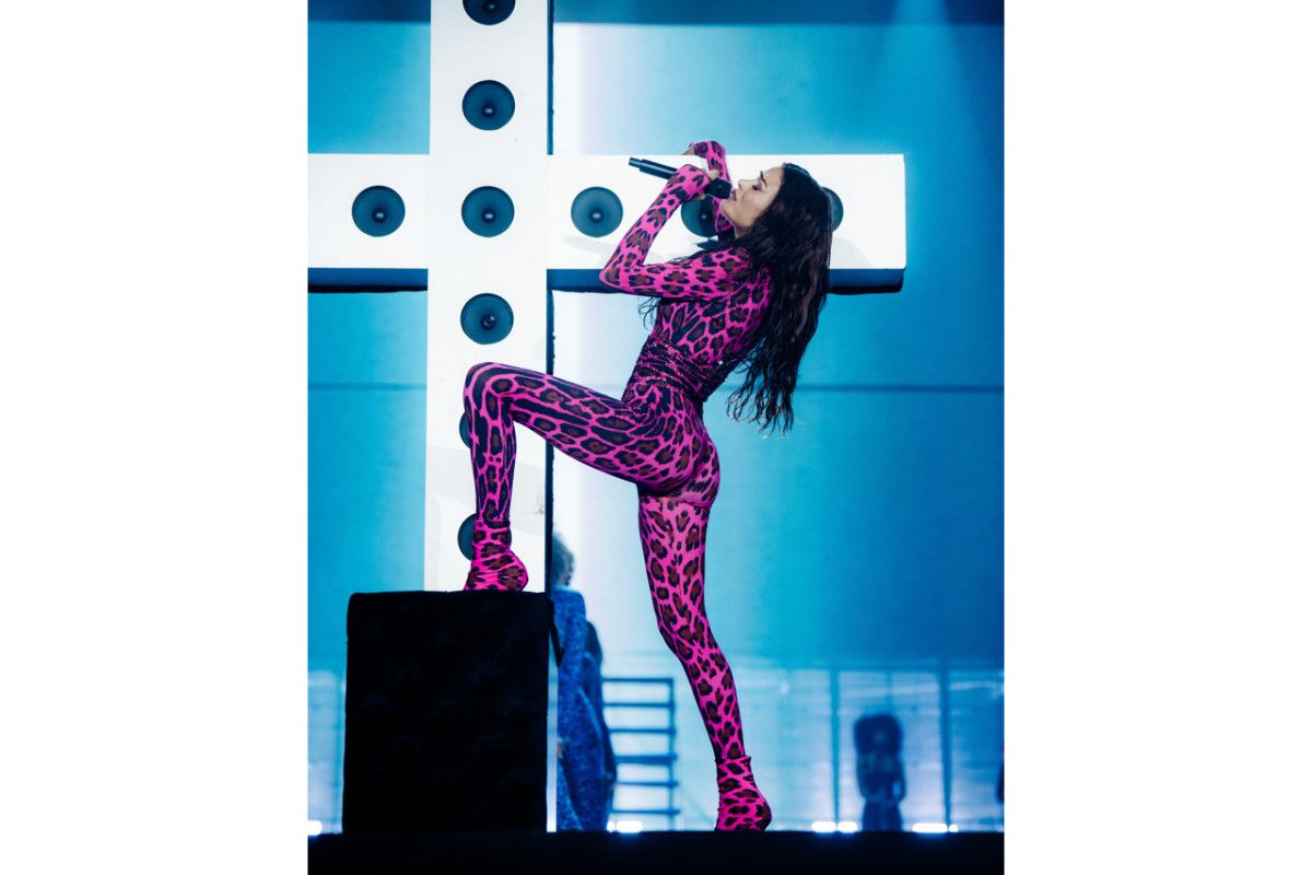 Elodie Dazzles In Custom Roberto Cavalli Atelier Couture By Fausto Puglisi