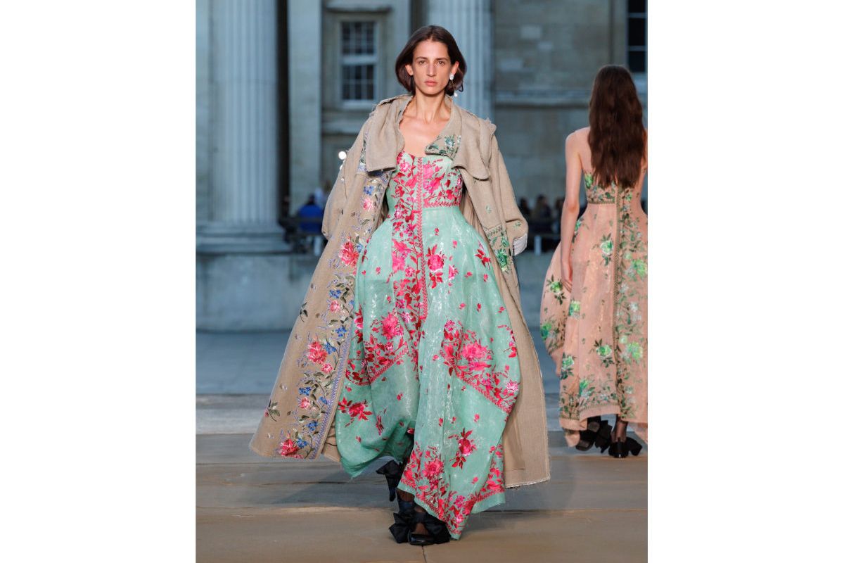 Erdem Spring Summer 2026: Dreamscapes Between History And Fantasy
