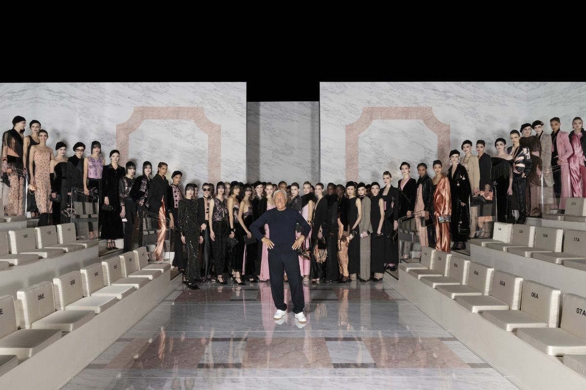 Giorgio Armani Presents His New Autumn/Winter 2023/24 Women’s Collection: Cipria