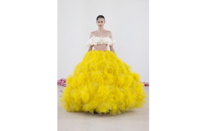 Giambattista Valli Presents His New Haute Couture 25 Collection
