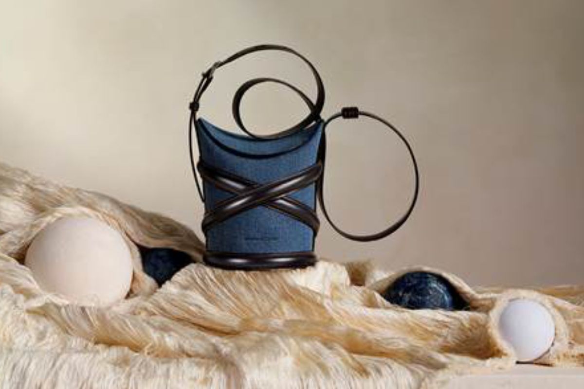 Alexander McQueen: The Curve Bag Reinvented For The New Season