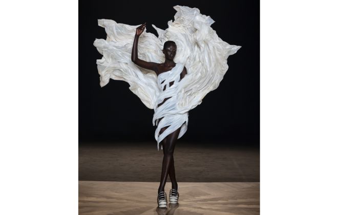 Iris Van Herpen Presents Her New Haute Couture Autumn Winter 2025-26 Collection: Sympoiesis