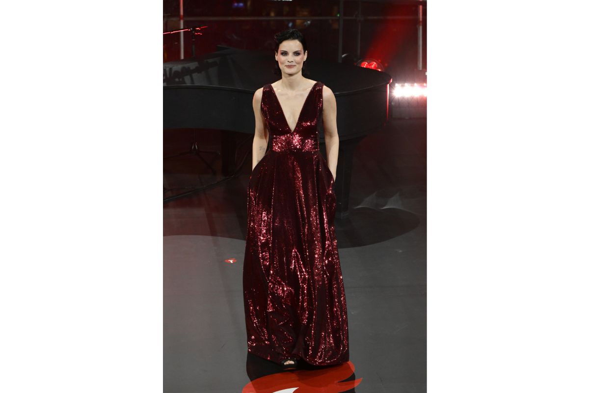 Jaimie Alexander In Genny At The 2025 Red Dress Collection