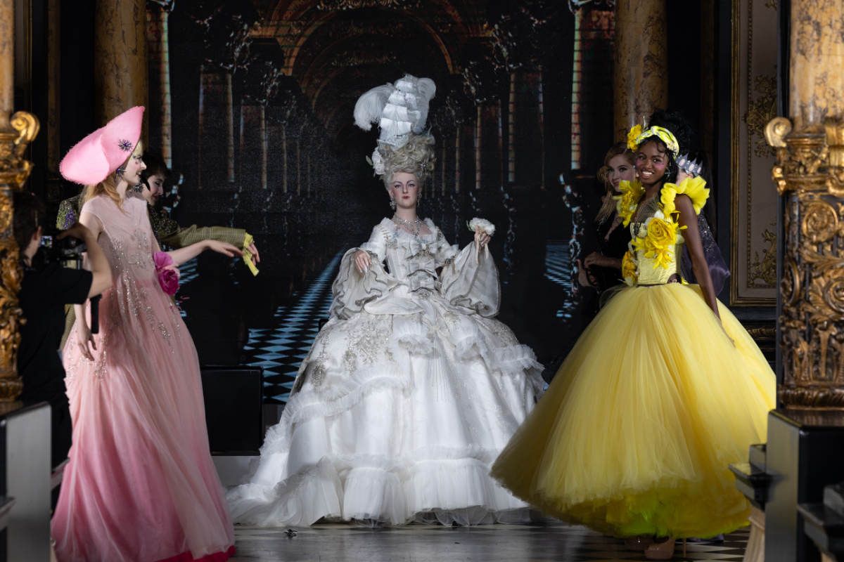 Julien Fournié Presents His New Haute Couture Fall/Winter 2024-25 Collection: Last Queen