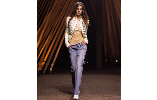 McQueen Spring Summer 2026: Primal Elegance And Avant-Garde Tailoring