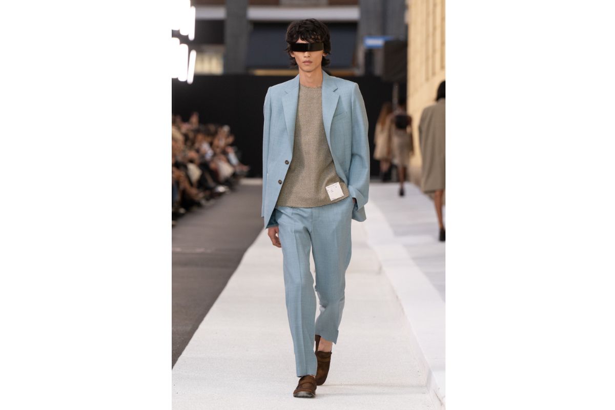 MM6 Maison Margiela Spring-Summer 2026: A Street Reimagined As Catwalk