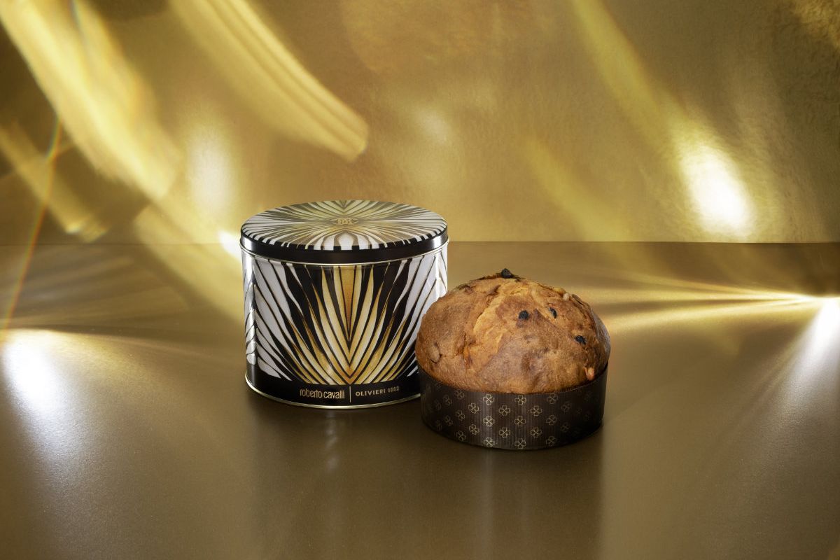 A Signature Panettone For The Christmas Holidays 2024: Roberto Cavalli By Olivieri 1882