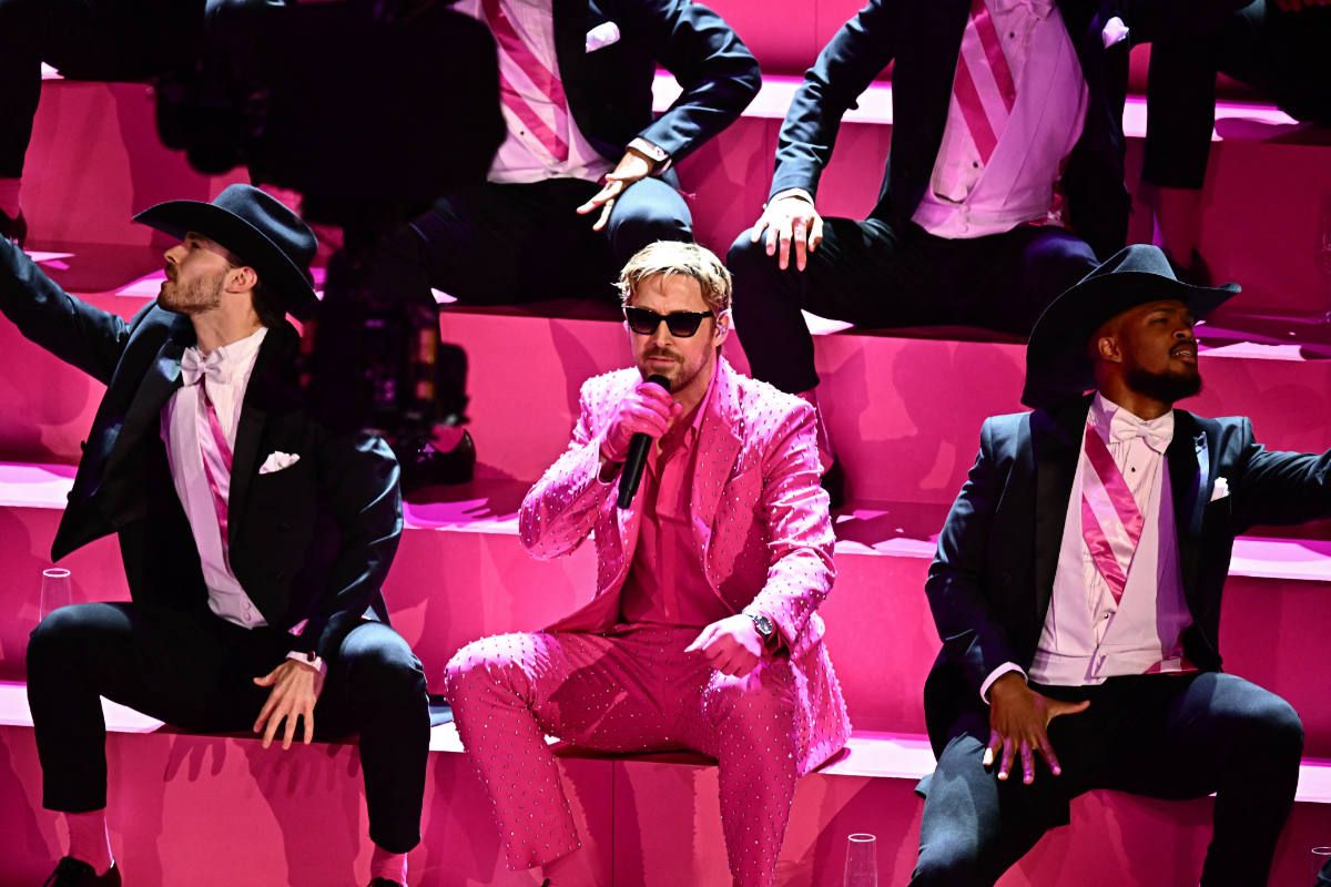 Ryan Gosling Performing In Gucci At The 96th Annual Academy Awards