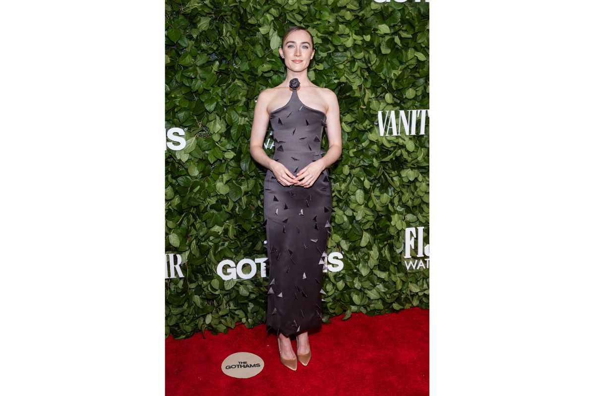 Saoirse Ronan In Schiaparelli Haute Couture At The 34th Annual Gotham Awards