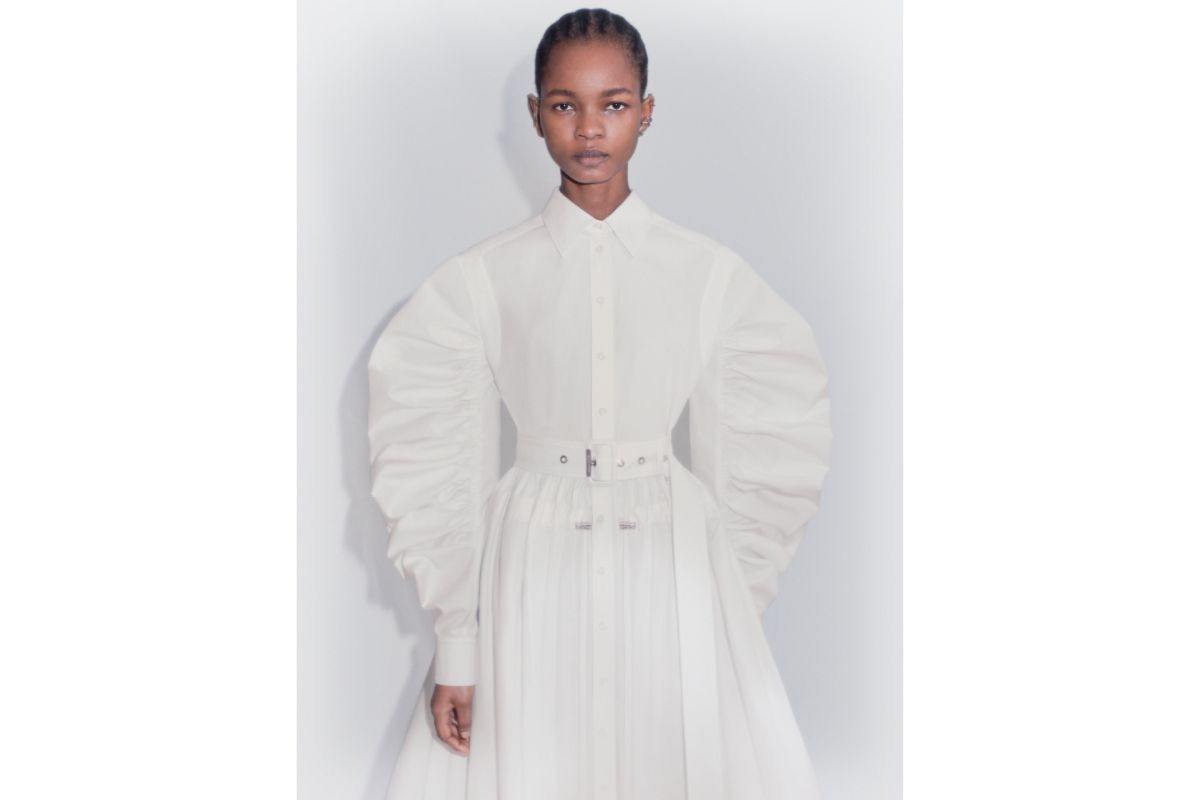 Silhouette In Focus Of Alexander McQueen's Spring/Summer 2021 Womenswear Collection