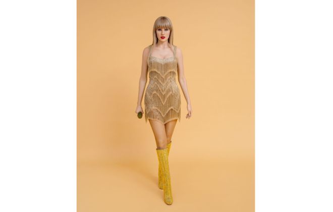Taylor Swift Wax Figure Unveiled By Madame Tussauds Wearing Roberto Cavalli Looks