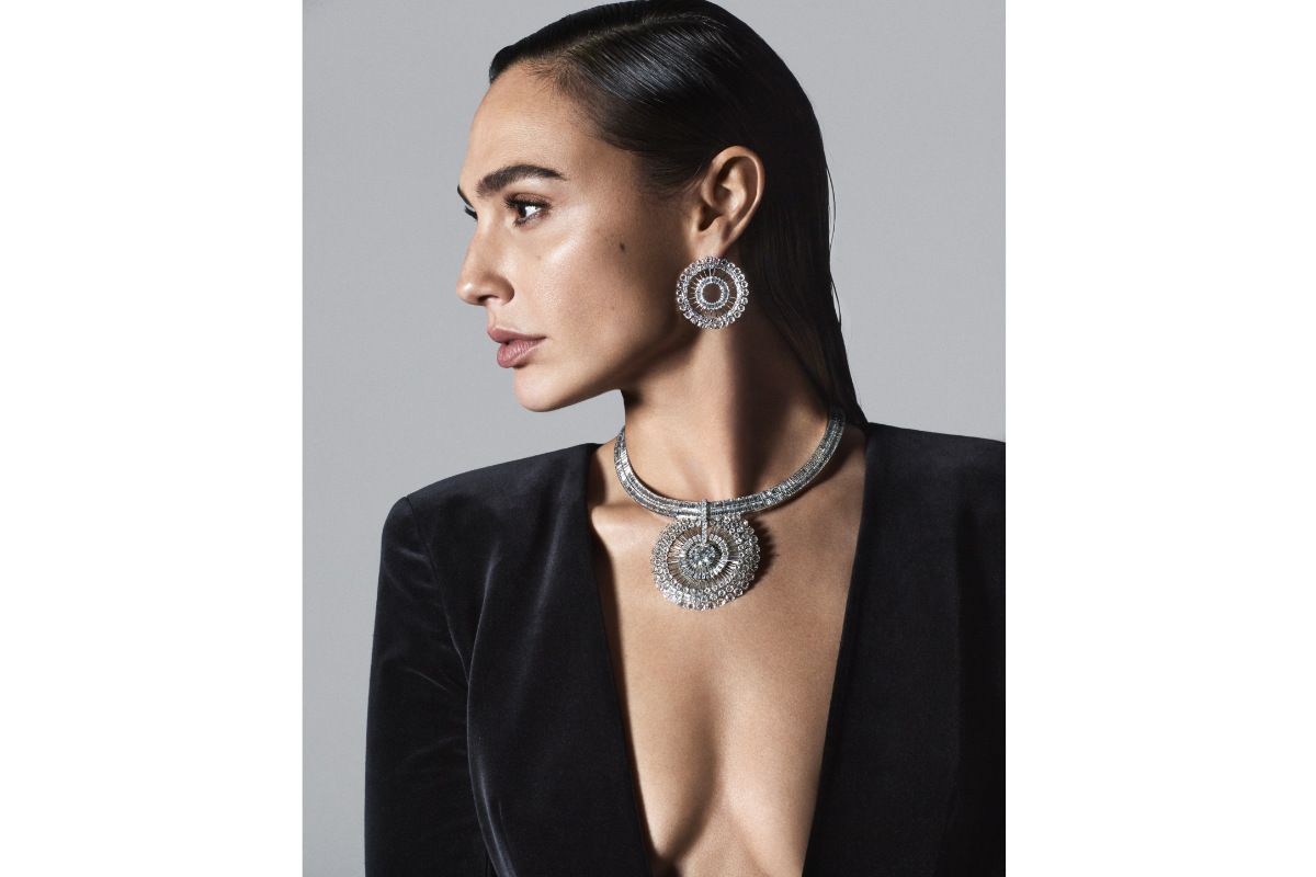 Tiffany & Co. Debuts High Jewelry Campaign Starring Gal Gadot In New Diamond-Intensive Designs From BOTANICA: Blue Book 2022