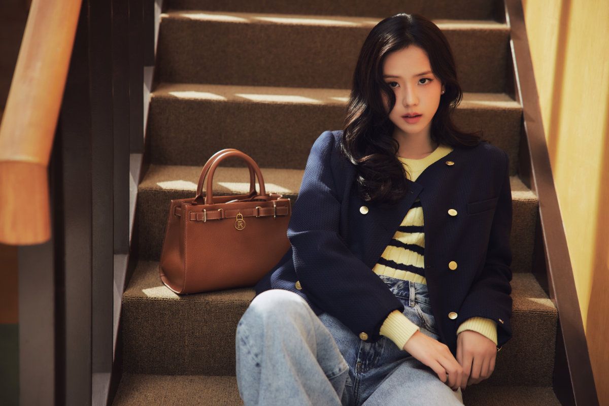 A Hilfiger Holiday: JISOO Embodies Festive Luxury In Tommy Hilfiger’s Holiday 2025 Campaign