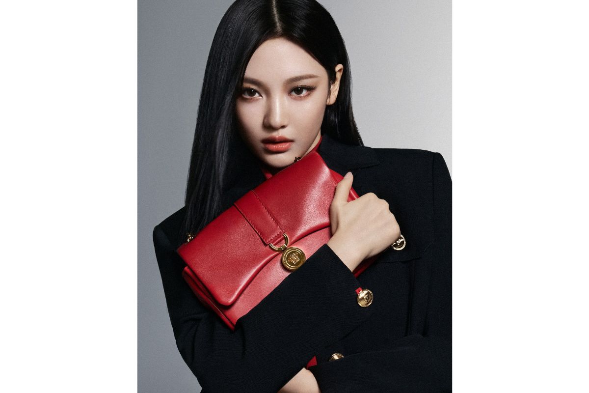 Versace Launches Its New Medusa 95 Kleio Bag Campaign Starring Ningning