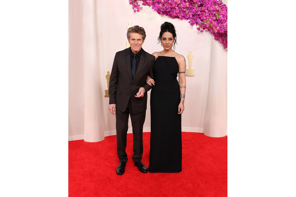 Willem Dafoe In Prada At The 96th Annual Academy Awards