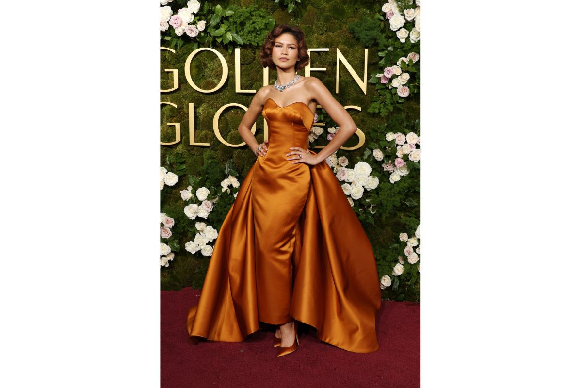 Zendaya In Custom Louis Vuitton At The 82nd Golden Globe Awards