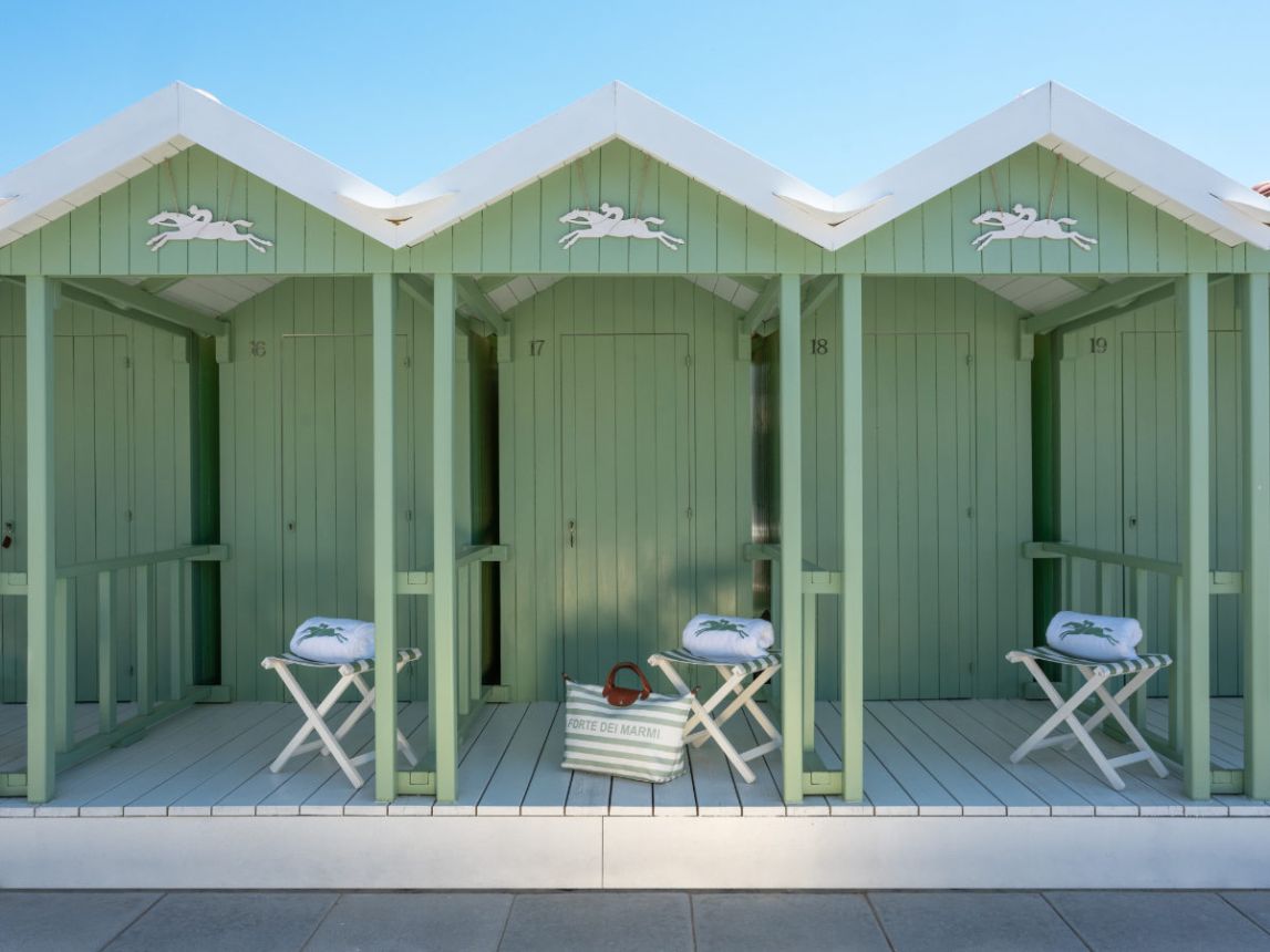 Longchamp Beach Club: A Luxurious Fusion Of Craftsmanship And Dolce Vita On The Tuscan Coast