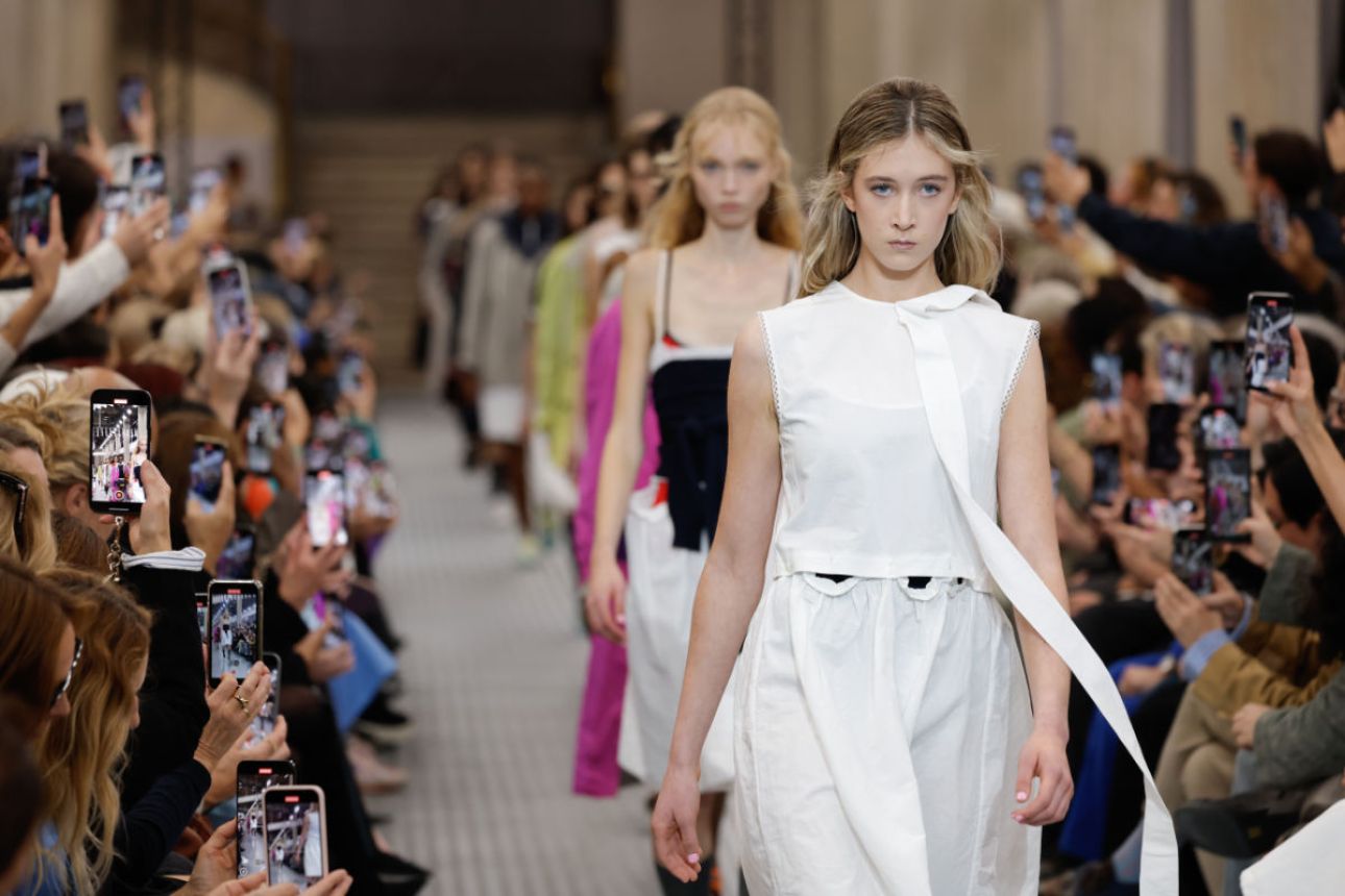 Miu Miu Presents Its New Spring/Summer 2025 Collection: Salt Looks Like Sugar