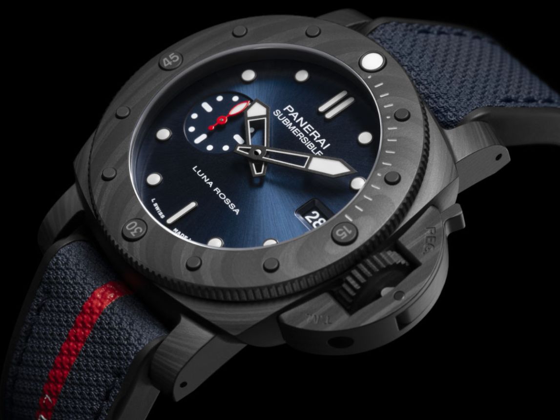 Panerai Unveils The New Submersible Luna Rossa Carbotech™ PAM01563