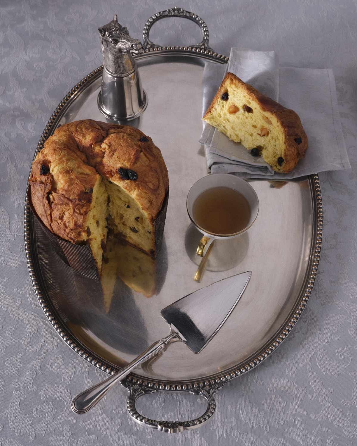 Gucci Osteria Unveils Exclusive Panettone Creations For The 2025 Holiday Season
