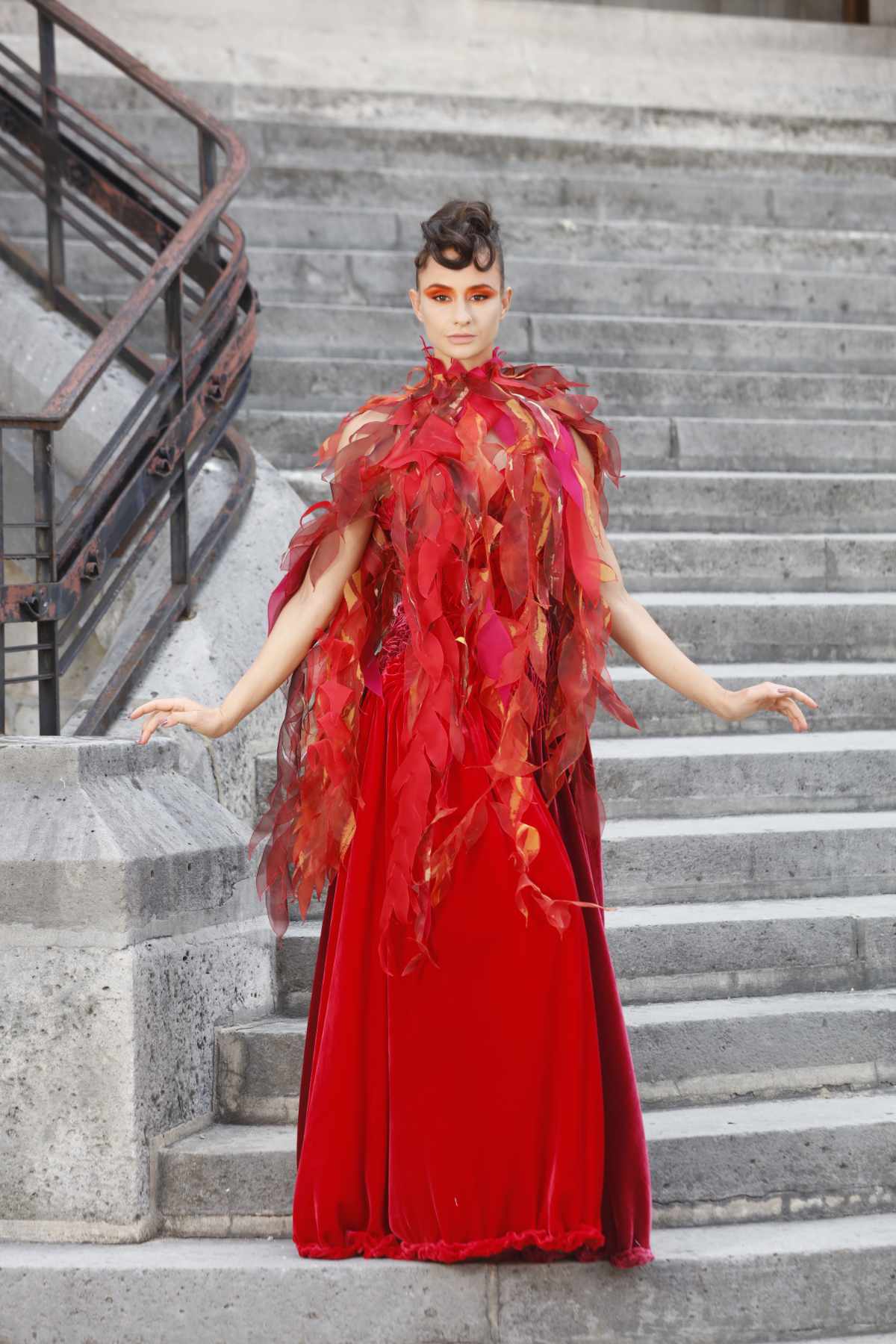 Franck Sorbier Presents Its New Haute Couture Winter 2022-23 Collection: Les Saltimbanques