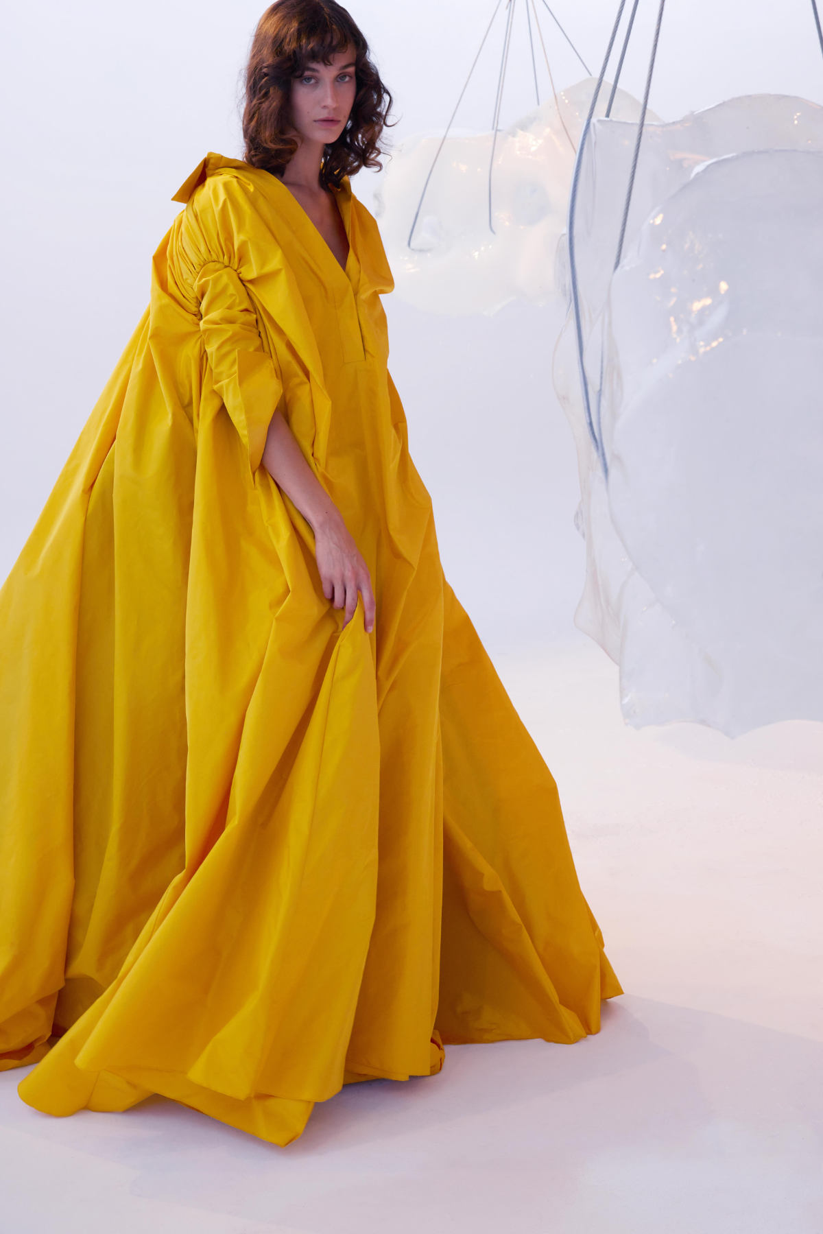 Maison Rabih Kayrouz Presents Its New Couture & Spring Summer 2023 Collection