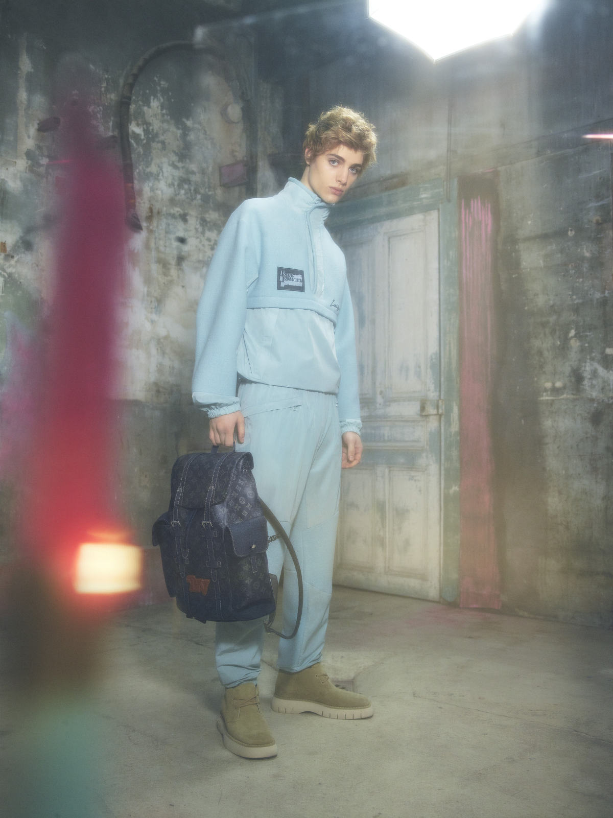Louis Vuitton: Louis Vuitton Presents Its New Men's Collection Pre-Spring  2023: Louis Vuitton Snow - Luxferity