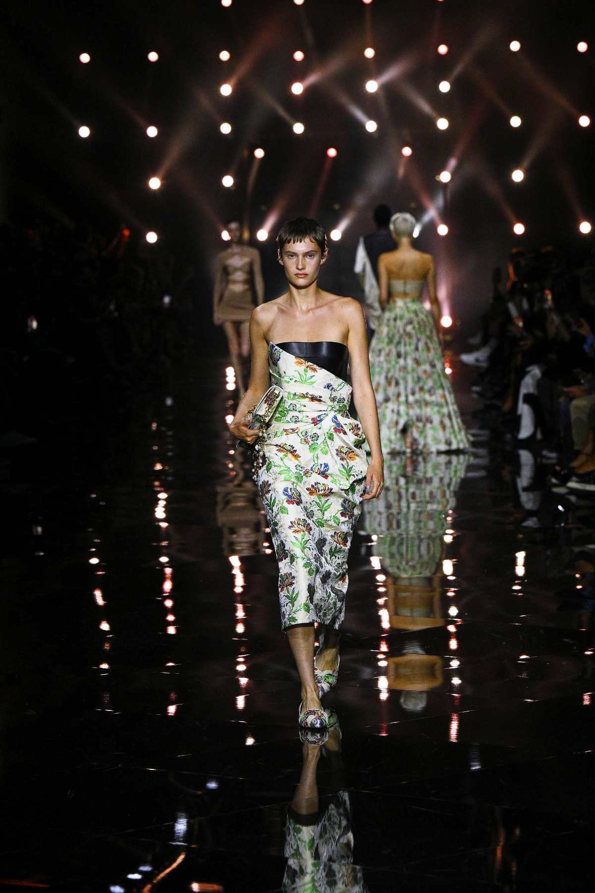 Roberto Cavalli Presents Its New Women’s Collection Spring/Summer 2023