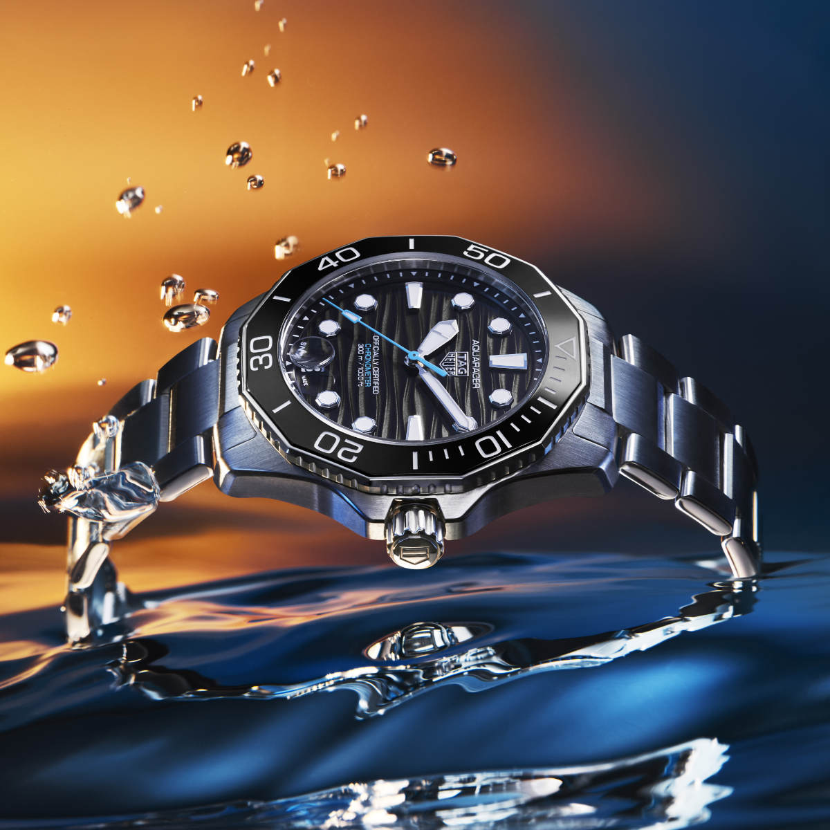 Tag Heuer Aquaracer Professional 300 Date & GMT