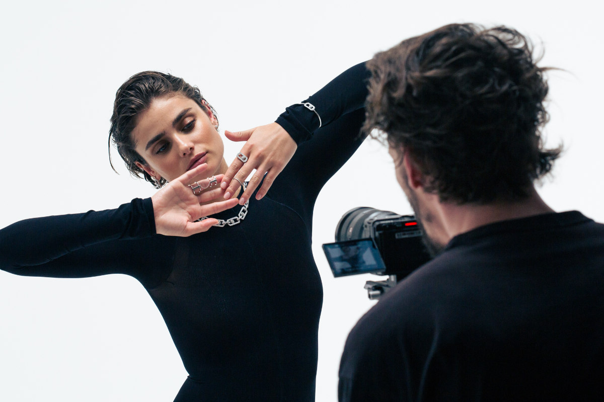 Back To Iconics With Taylor Hill