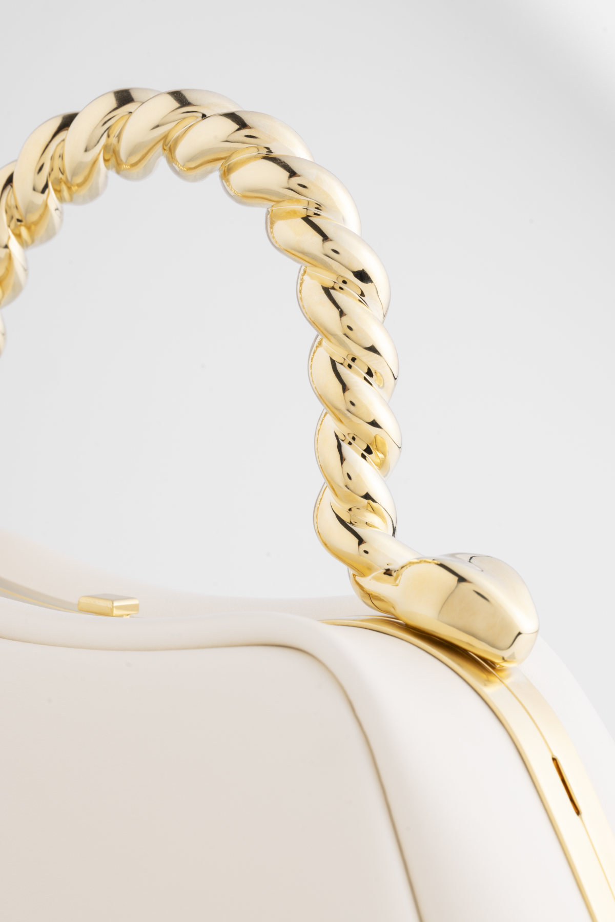 Bvlgari Spring Summer 2026: Jewelry Icons in Leather