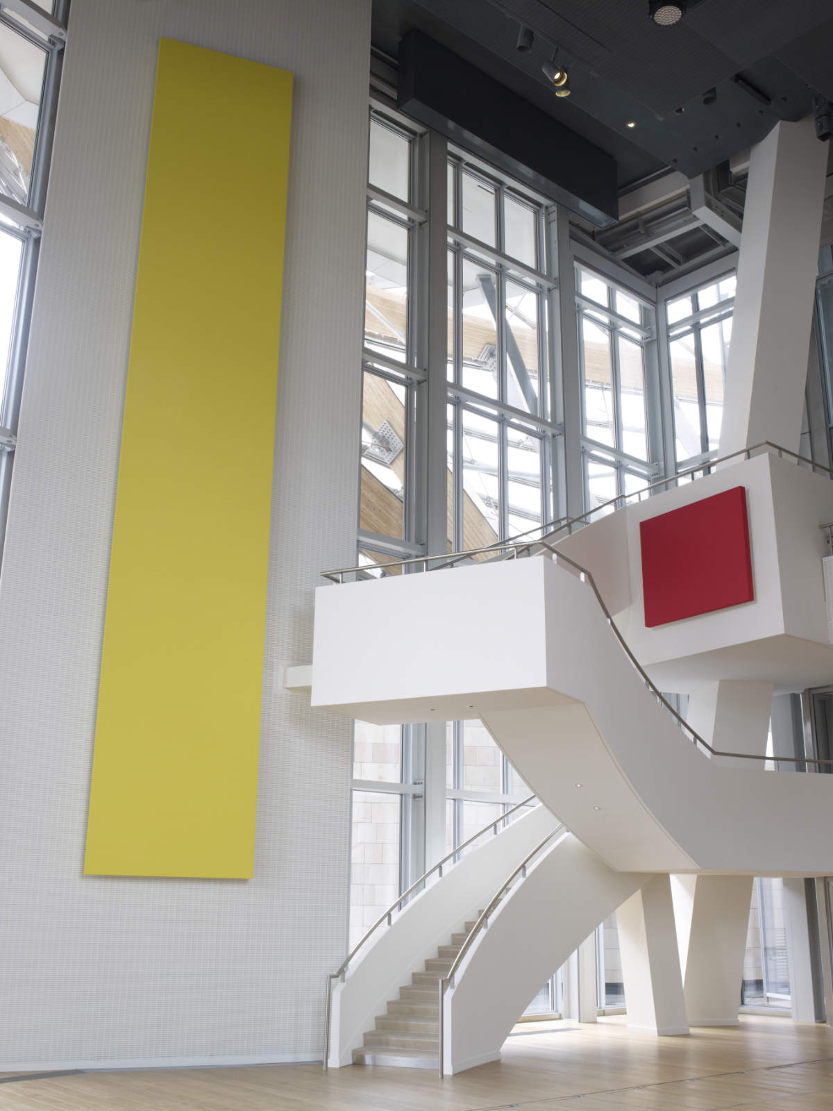 Fondation Louis Vuitton: The Red Studio By Mattise & Shapes And Colours By Kelly
