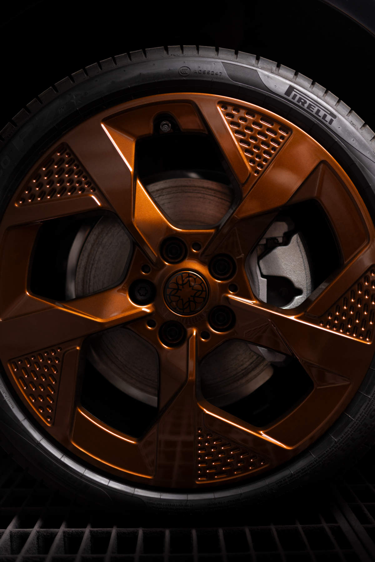 BMW Austria And ELIE SAAB Reveal One-Of-A-Kind MINI Cooper S
