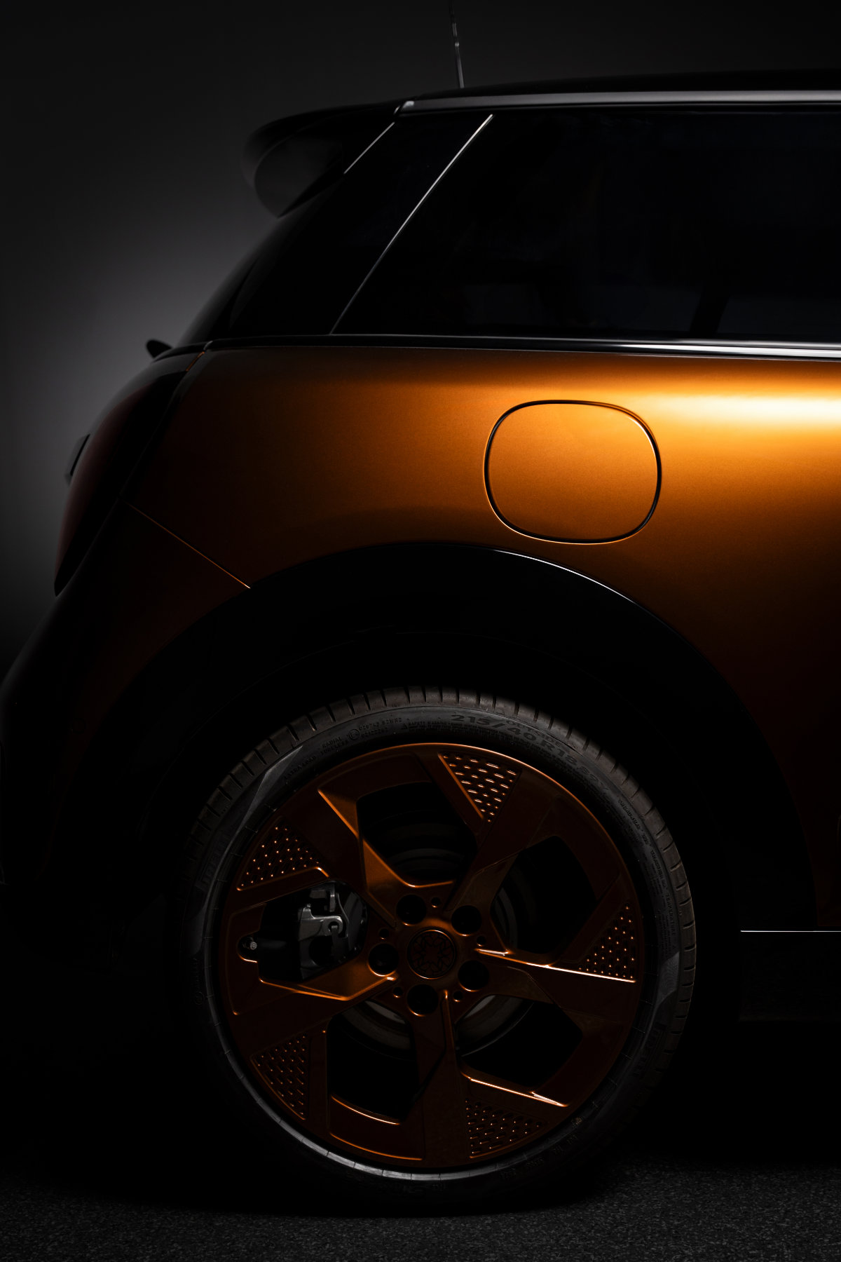 BMW Austria And ELIE SAAB Reveal One-Of-A-Kind MINI Cooper S