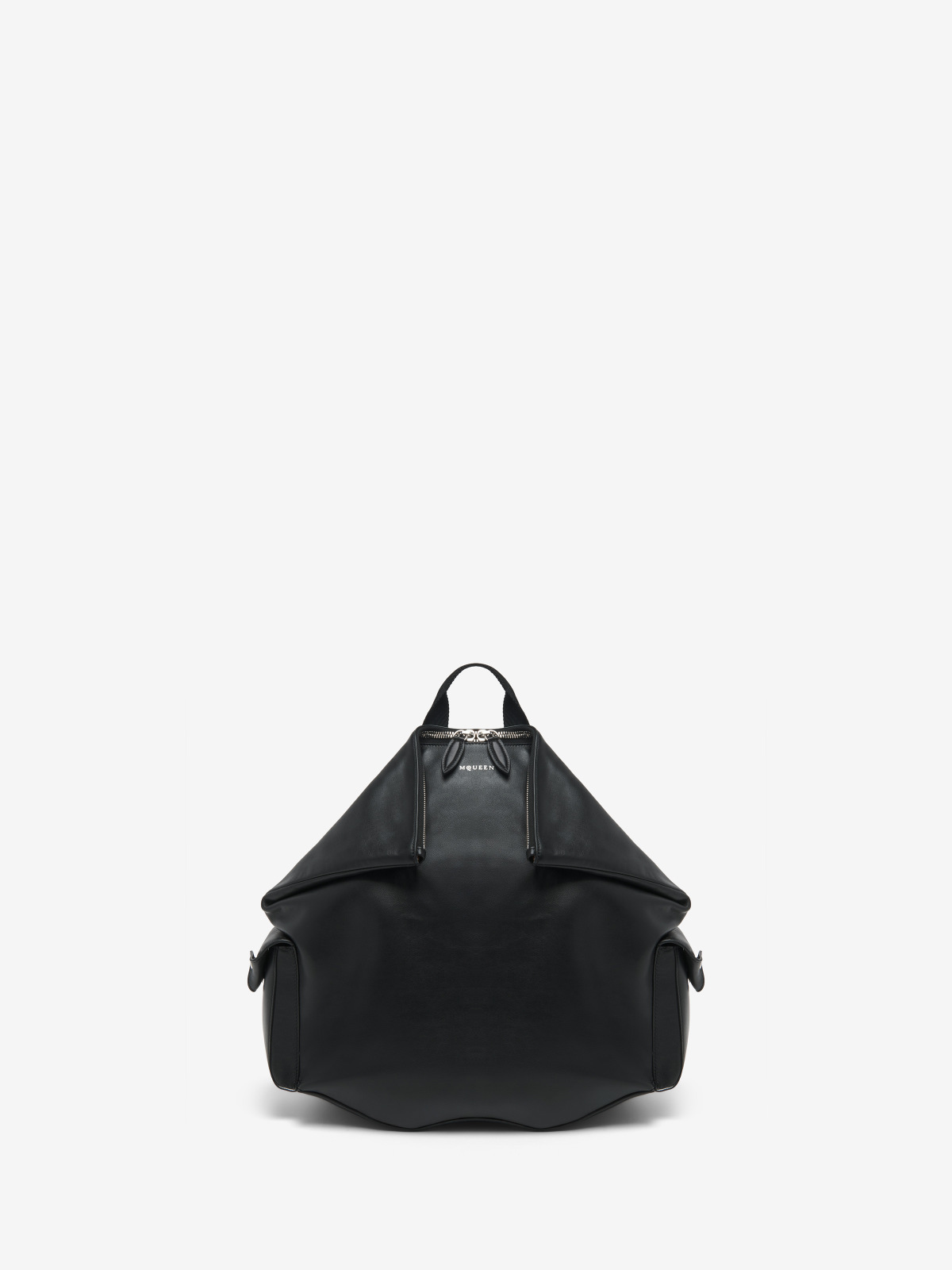 The Manta Bag: Alexander McQueen’s SS26 Reimagining Of An Iconic Silhouette
