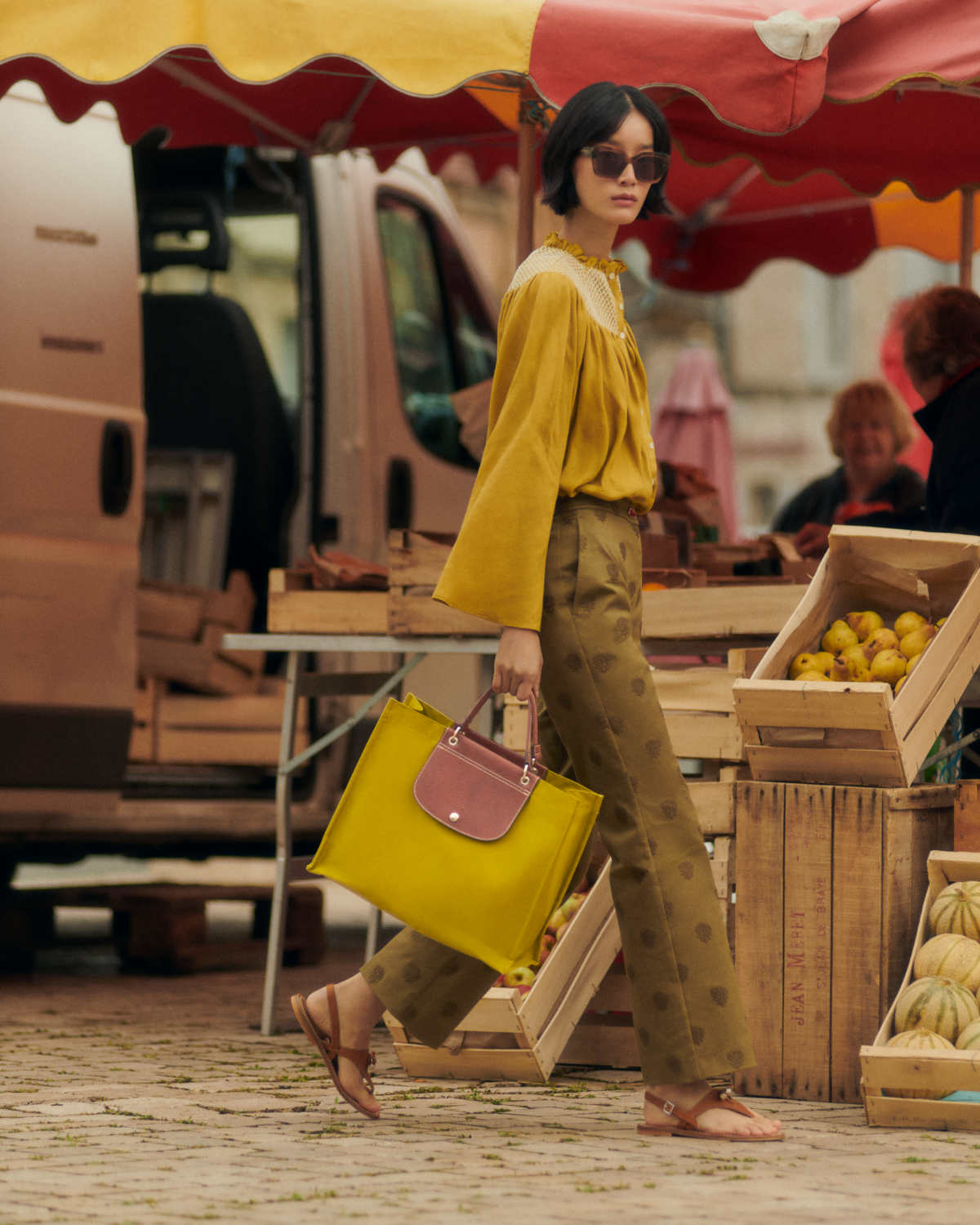 Longchamp Presents Its New Summer 2025 Ready-To-Wear Collection “Live Green!”