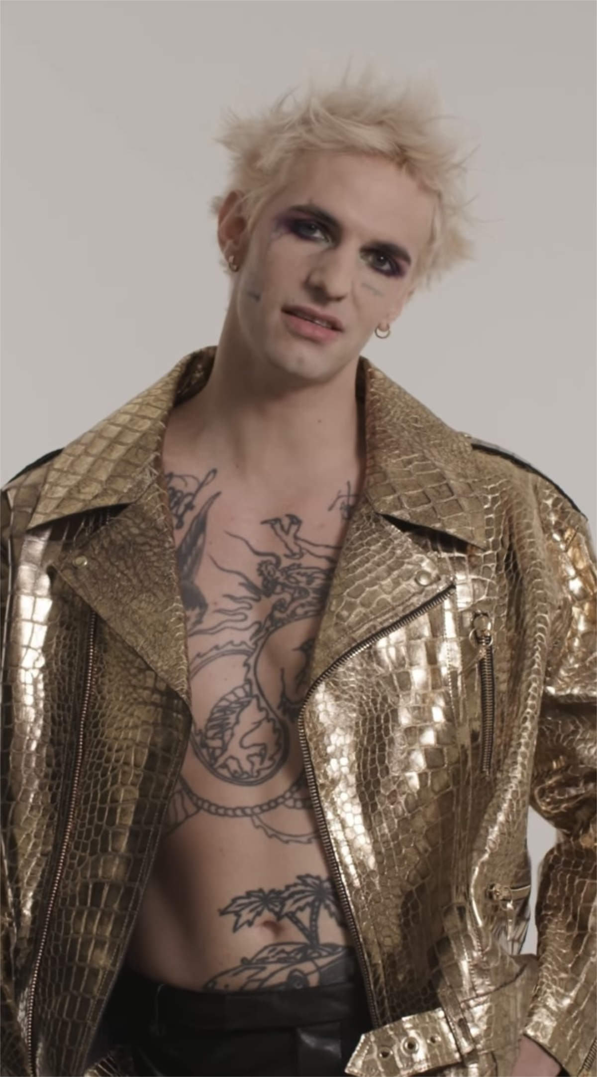Achille Lauro In Roberto Cavalli While Announcing The Countdown To Eurovision