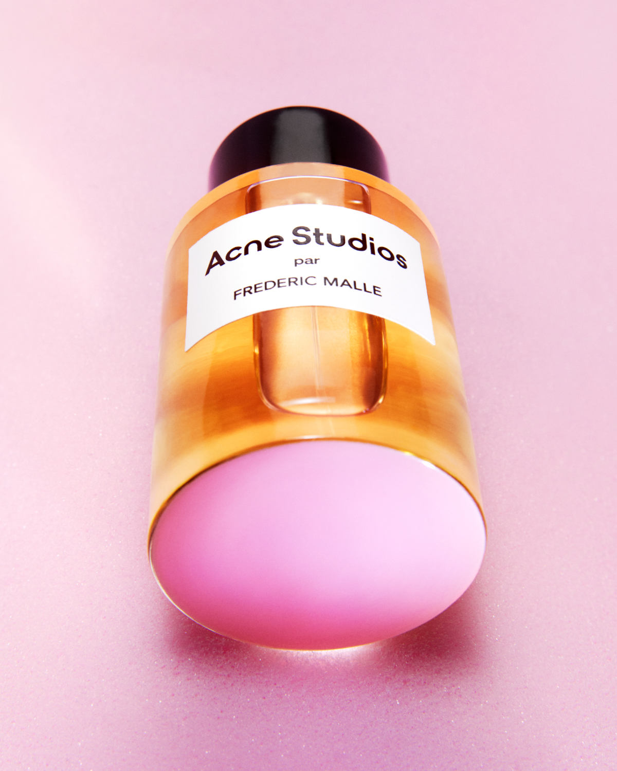 Acne Studios By Frédéric Malle - Intersection Of Fashion, Perfumery And Art