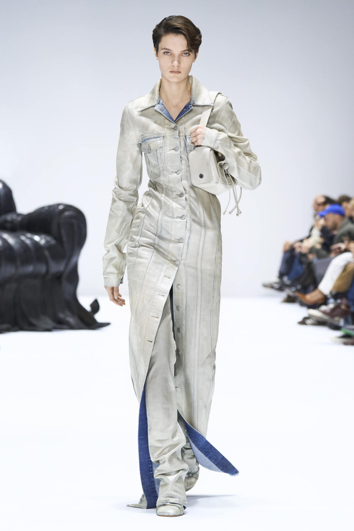 Acne Studios Presents Its New Women’s Autumn Winter 2024 Collection