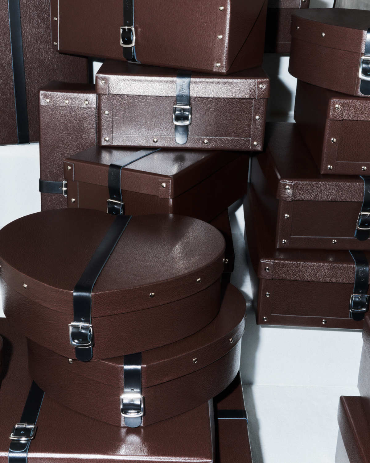 Alaïa’s Le Teckel: A Timeless Icon Of Sculptural Simplicity And Couture Craftsmanship