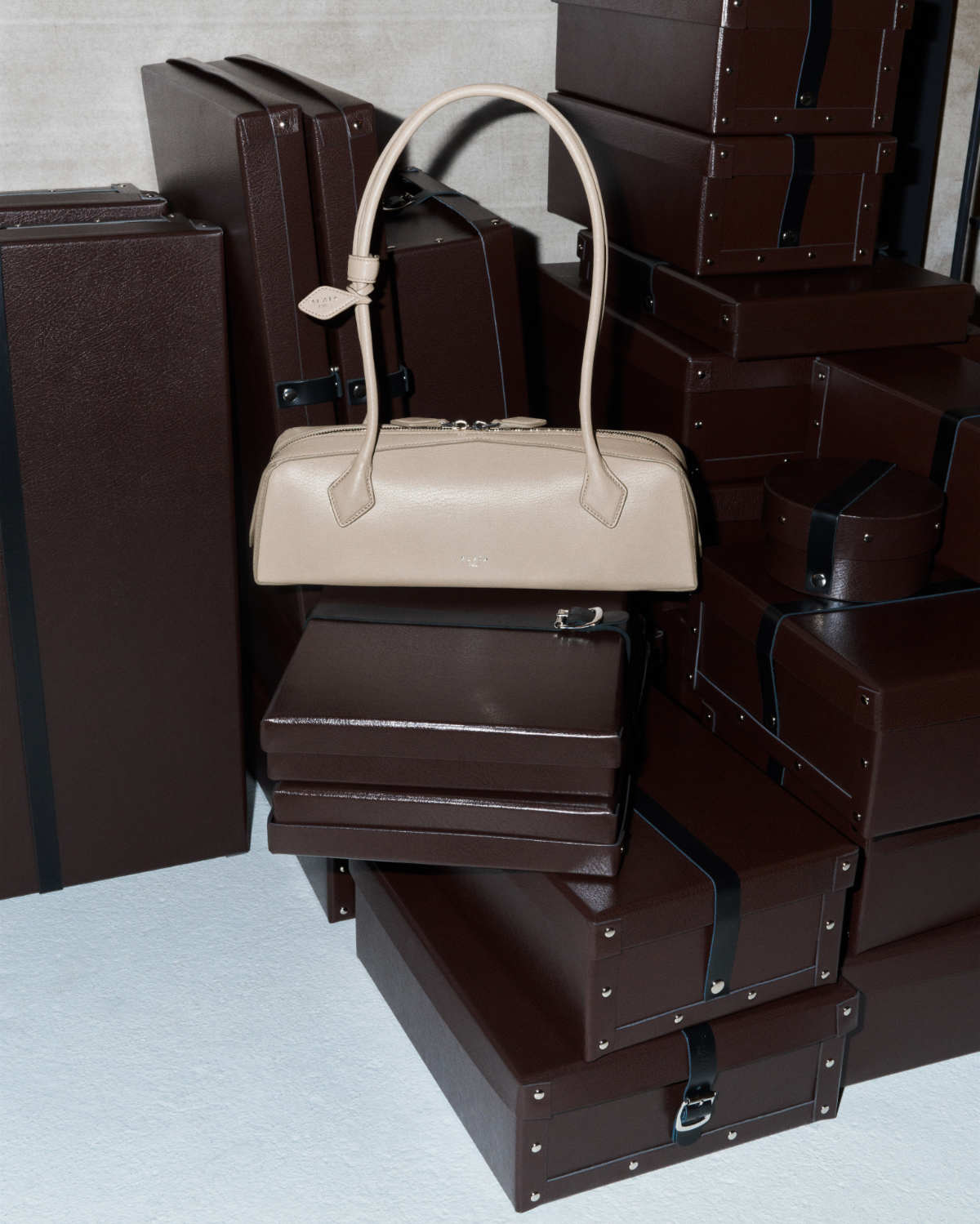 Alaïa’s Le Teckel: A Timeless Icon Of Sculptural Simplicity And Couture Craftsmanship