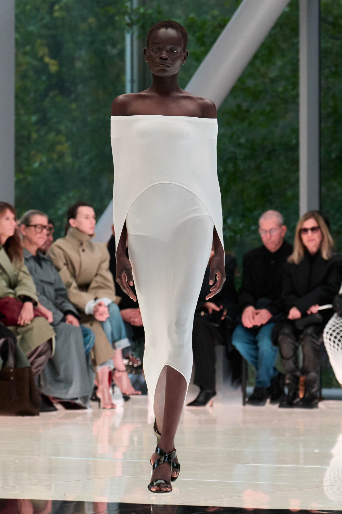 Alaïa Winter Spring 2026: Sculptural Luxury Redefined